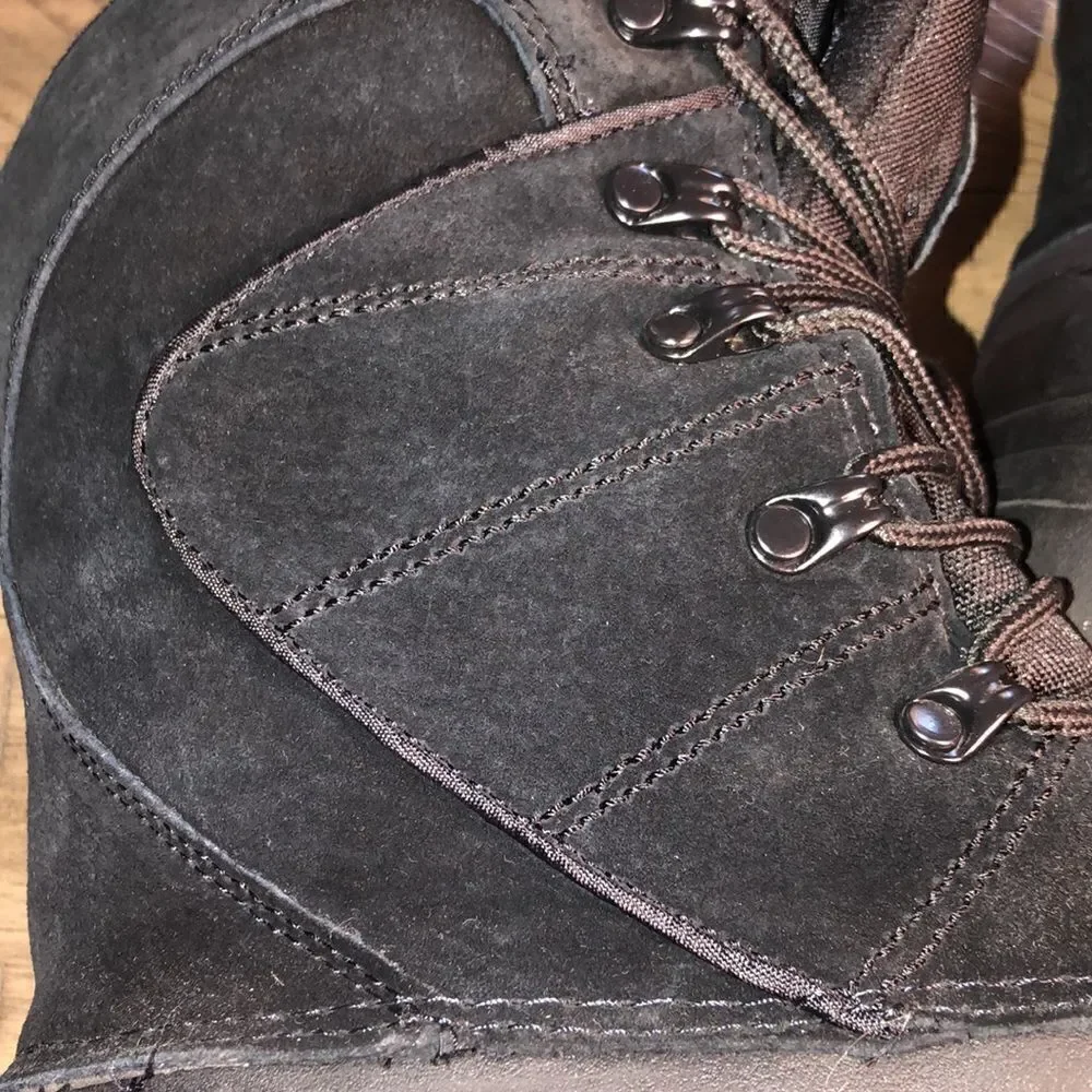 NWOT Field & Stream All Season Water Resistant Outdoor Work & Sports Boots 🥾